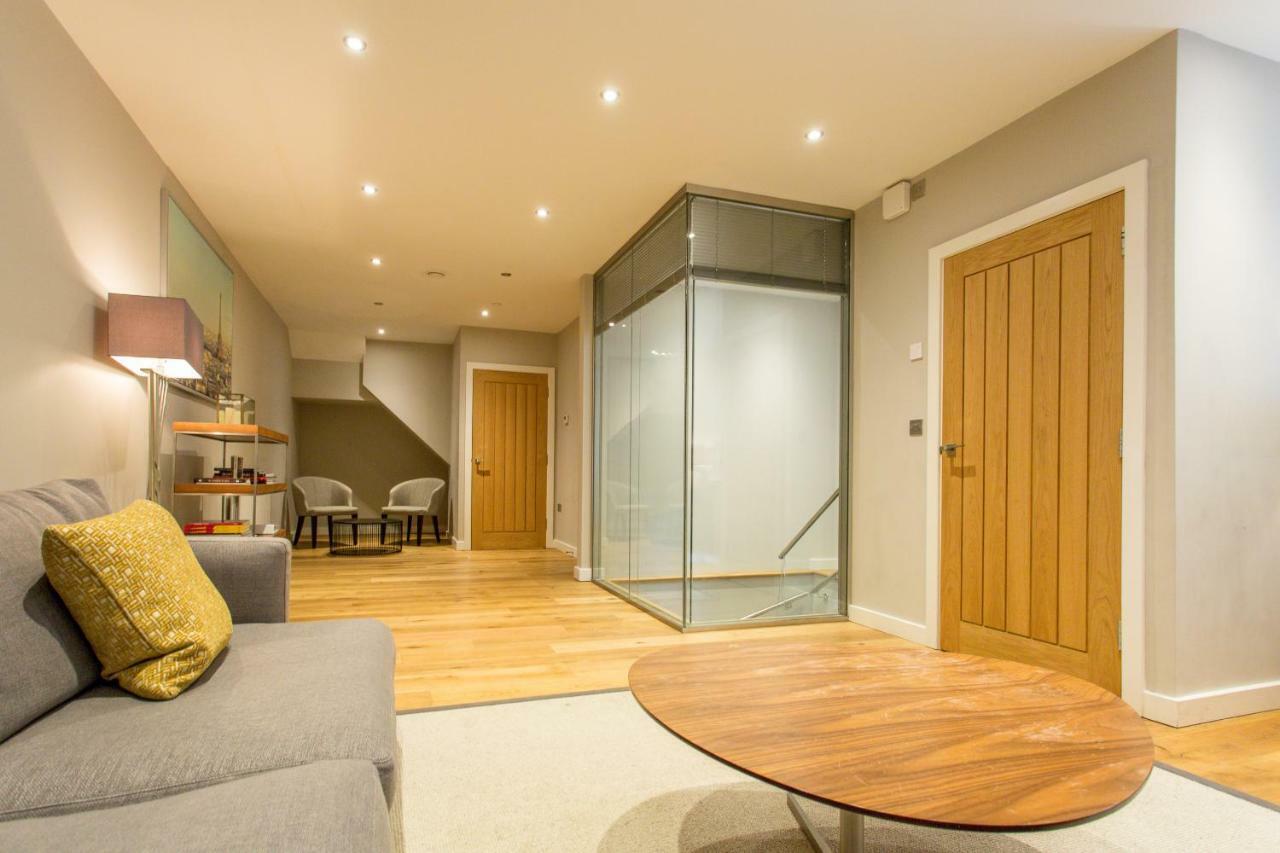 The Sweet Mews - Large 4Bdr Home ลอนดอน ภายนอก รูปภาพ