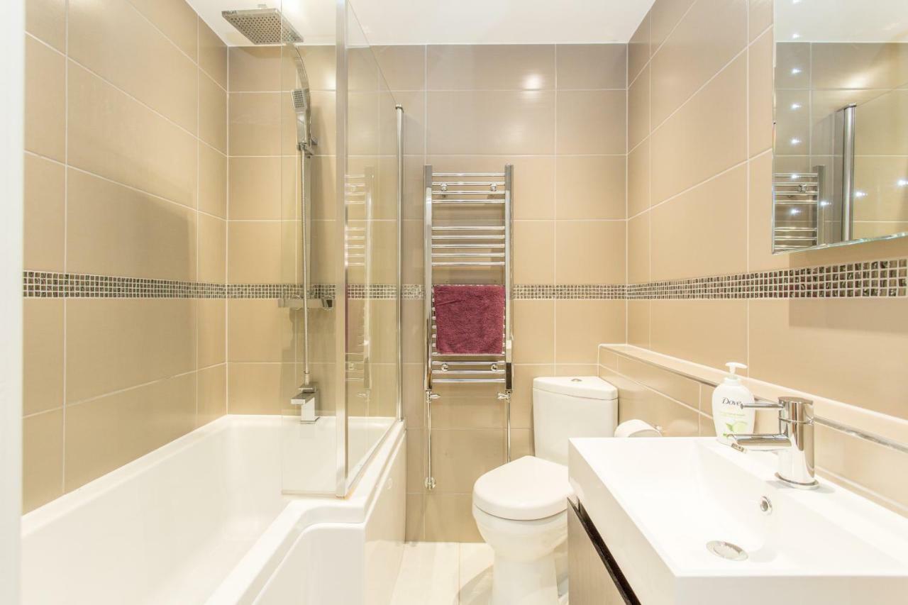 The Sweet Mews - Large 4Bdr Home ลอนดอน ภายนอก รูปภาพ