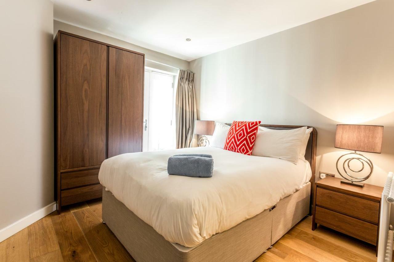The Sweet Mews - Large 4Bdr Home ลอนดอน ภายนอก รูปภาพ