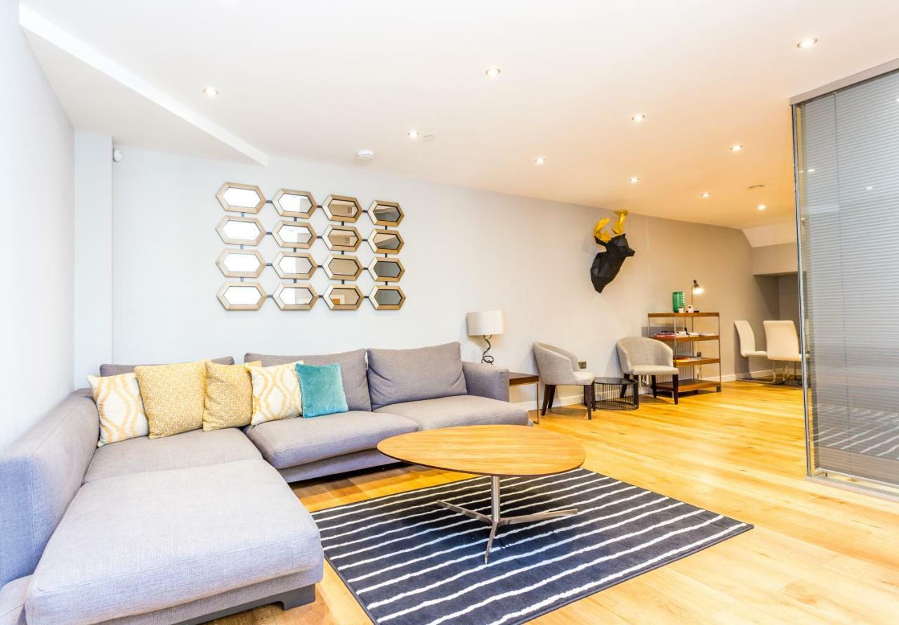 The Sweet Mews - Large 4Bdr Home ลอนดอน ภายนอก รูปภาพ